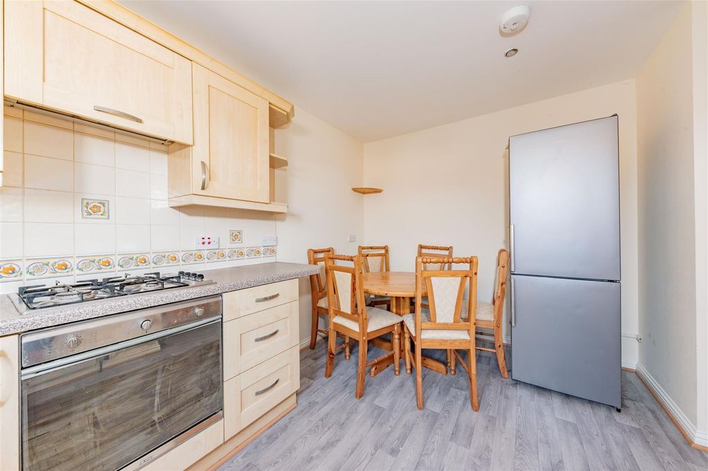 Additional image 7 of 2 bed flat for saleBlackness Road, Dundee DD1
