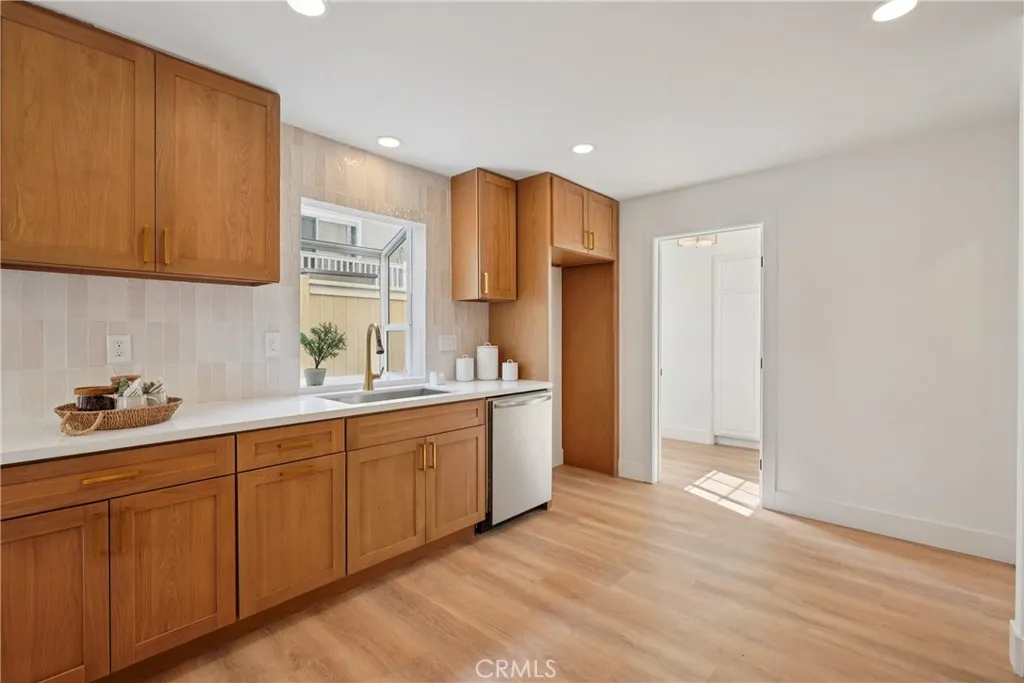 Additional image 15 of 2421 Clark Lane Unit B, Redondo Beach, CA 90278