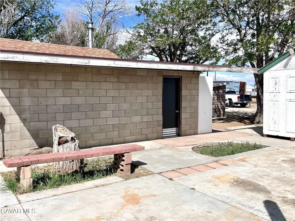 Additional image 15 of 38960 12th Street E, Palmdale, CA 93550