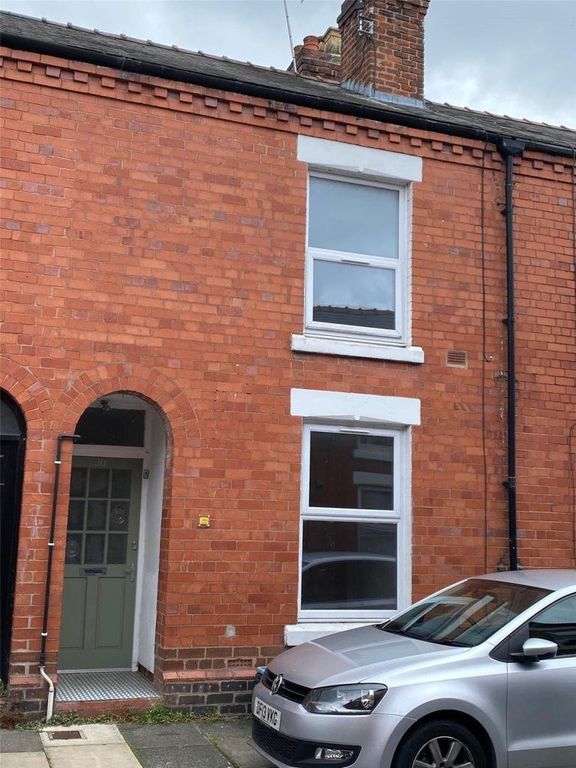 3 bed terraced house to rentVernon Road, Chester, Cheshire CH1