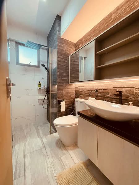 475B Upper Serangoon Crescent photo 4