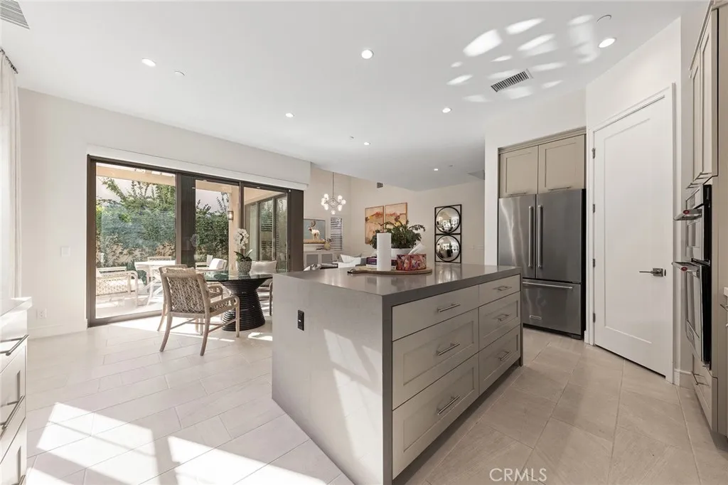 Additional image 24 of 117 Petunia, Irvine, CA 92618