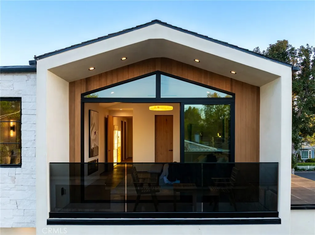 Additional image 105 of 12247 Addison St, Valley Village, CA 91607