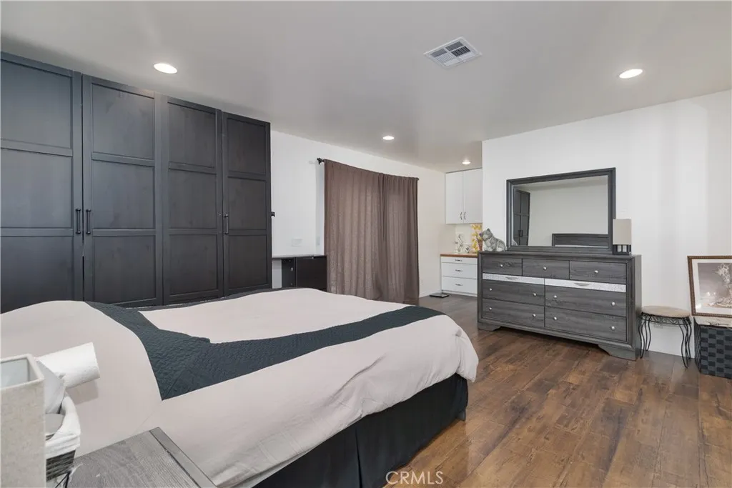 Additional image 81 of 14648 Covello St, Van Nuys, CA 91405