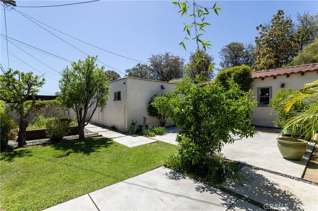 Additional image 87 of 2824 Chestnut Avenue, Long Beach, CA 90806