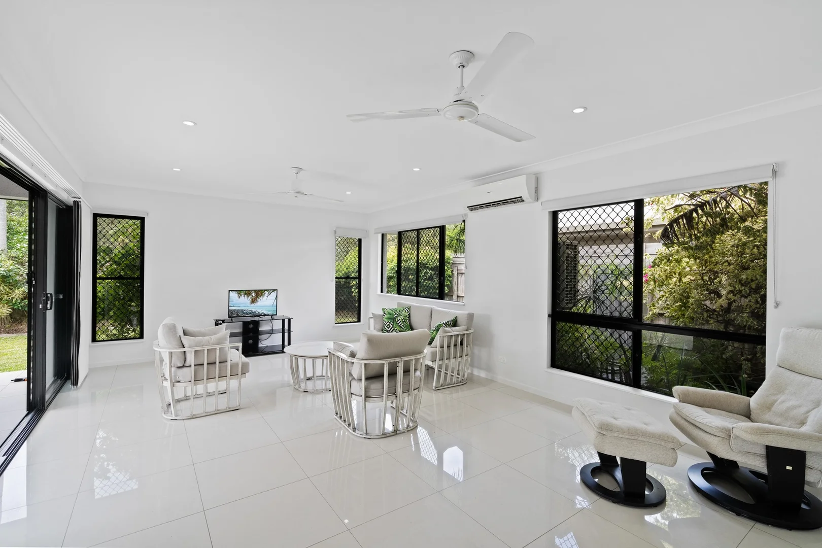 18 Eluma Mews, Smithfield QLD 4878 photo 2