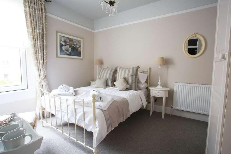 Brindleys B & B, 14 Pulteney Gardens, Bath photo 3