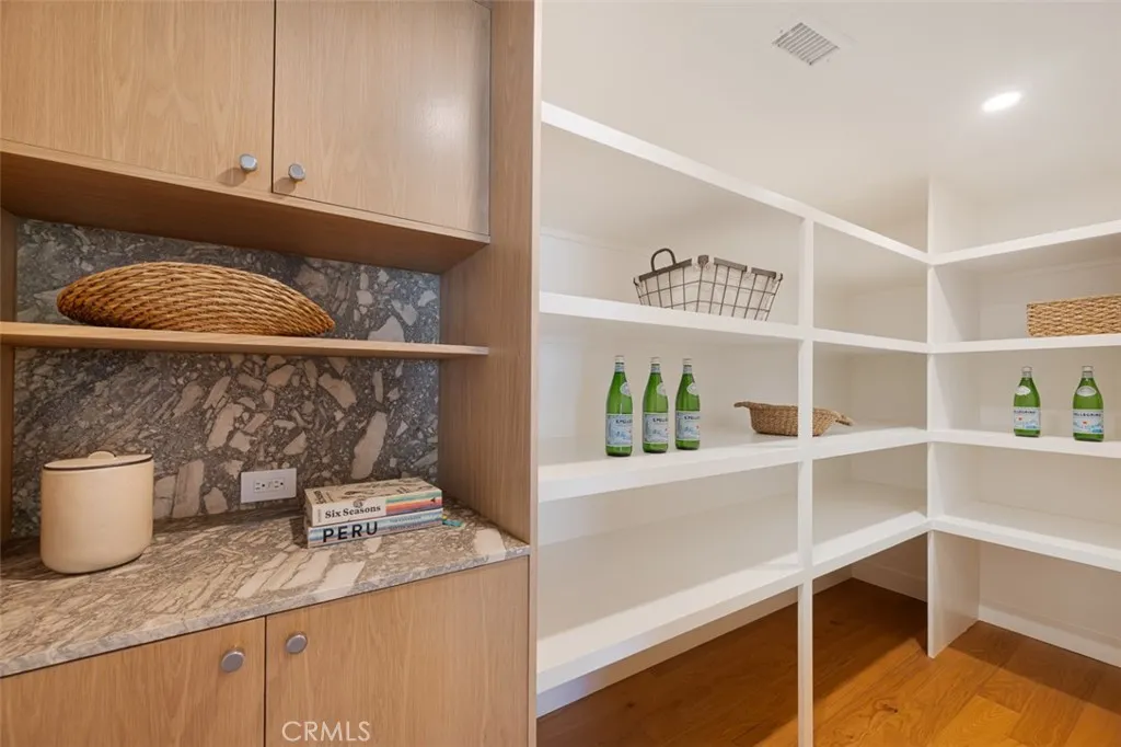 Additional image 17 of 2880 Club House Road, Costa Mesa, CA 92626