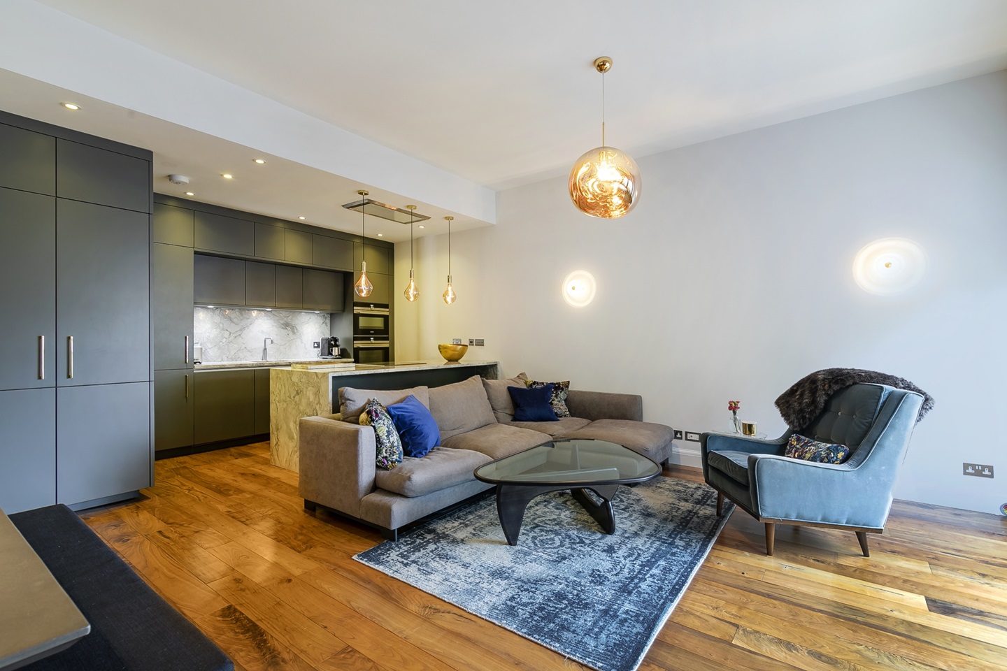 Additional image 3 of 2 Bed Flat, Herbal Hill Gardens, EC1R, N1 7GU