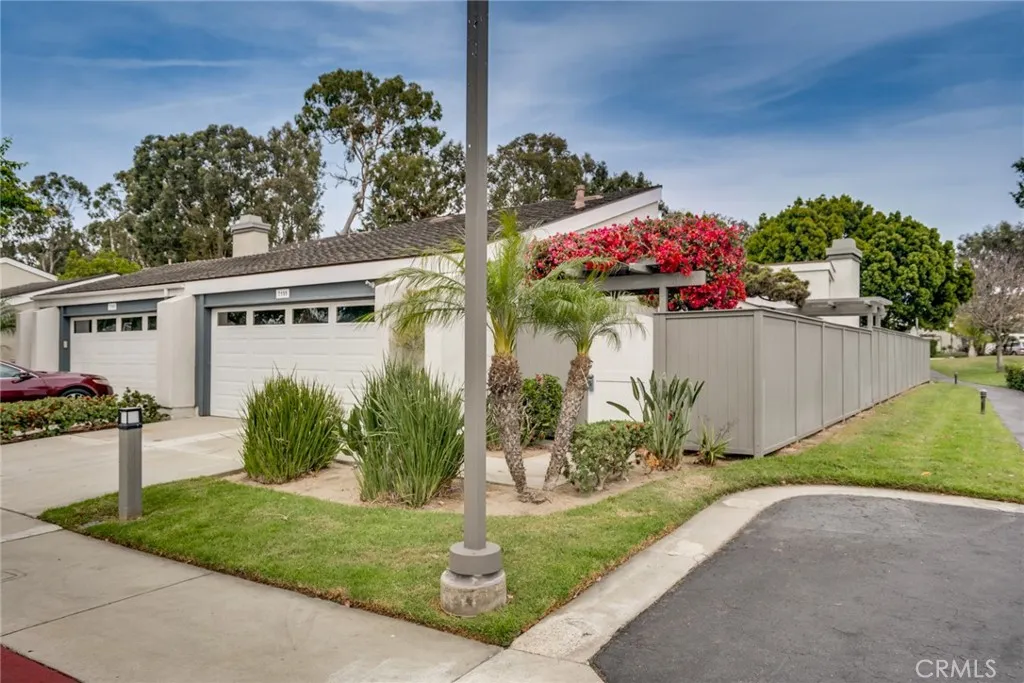 7195 Little Harbor Dr, Huntington Beach, CA 92648
