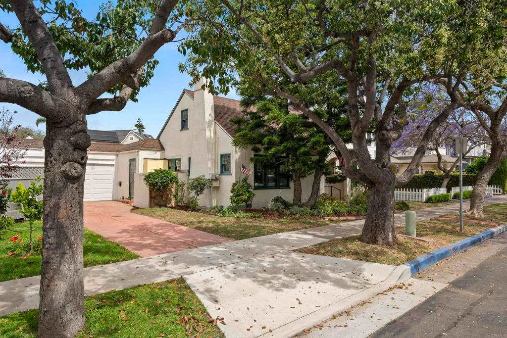 1011 Flora Avenue, Coronado, CA 92118 photo 4