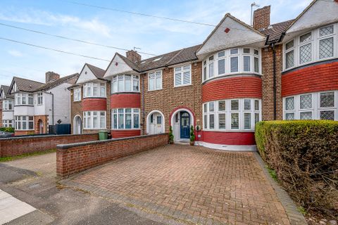 Westhurst Drive, Chislehurst BR7