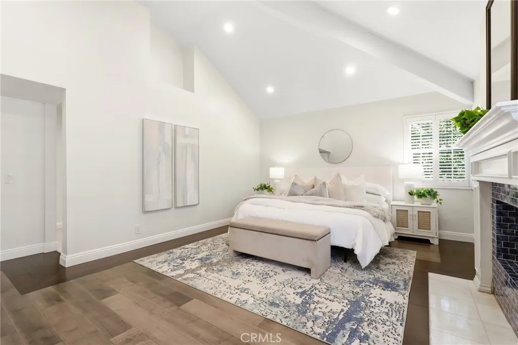 Additional image 27 of 28 Starlight, Irvine, CA 92603