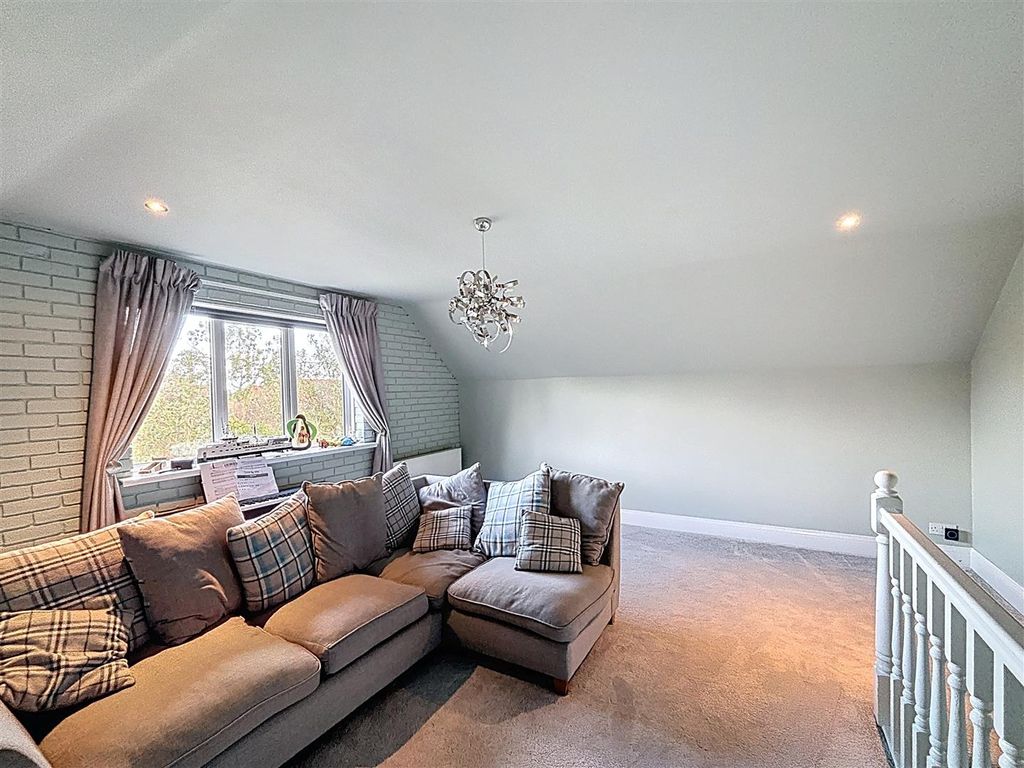 Additional image 14 of 5 bed detached house for saleMain Road, Humbleton, Hull HU11