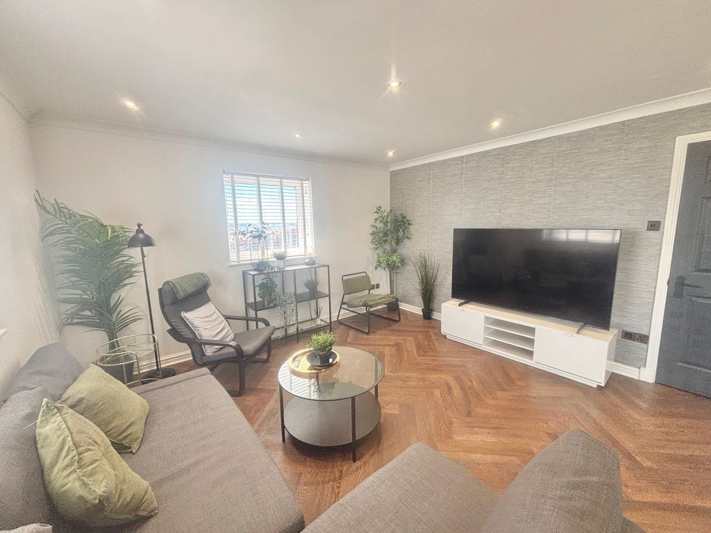 2 bed flat to rentPocketts Wharf, Maritime Quarter, Swansea SA1