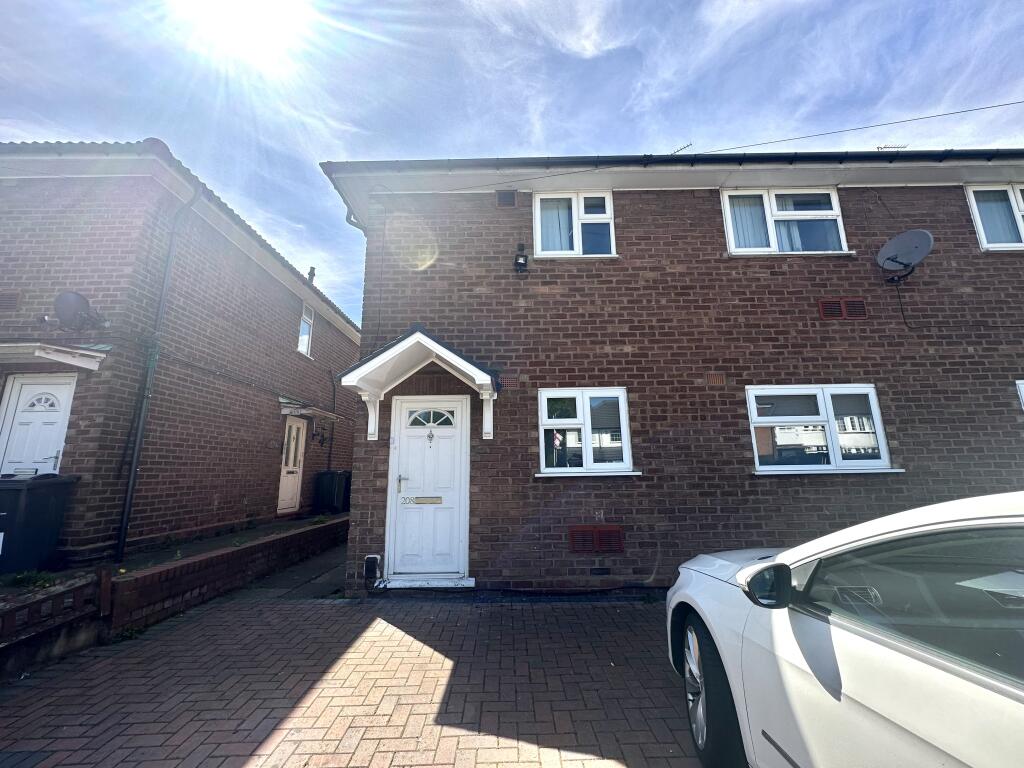 Mackadown Lane, Tile Cross  B33