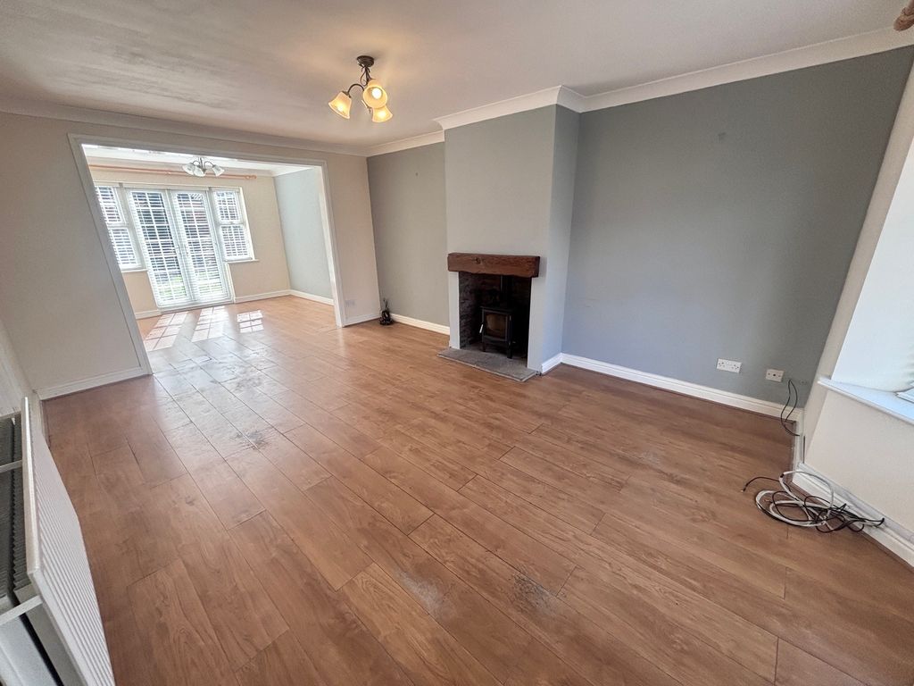 4 bed detached house to rentThorn Fields, Thorngumbald, Hull HU12 photo 4