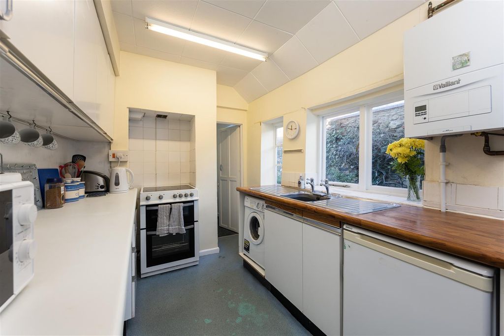 Additional image 4 of 4 bed semi-detached house for saleYarmouth, Isle Of Wight PO41