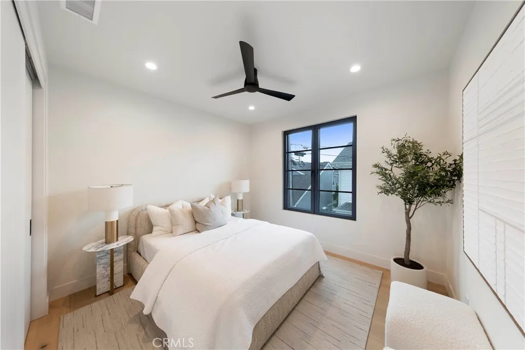 Additional image 50 of 1594 Redlands Place, Costa Mesa, CA 92627