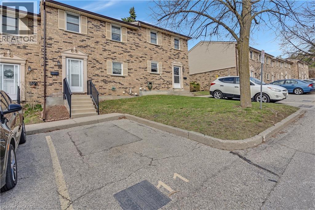 11-175 Cedar Street, Cambridge, ON, N1S 4X8