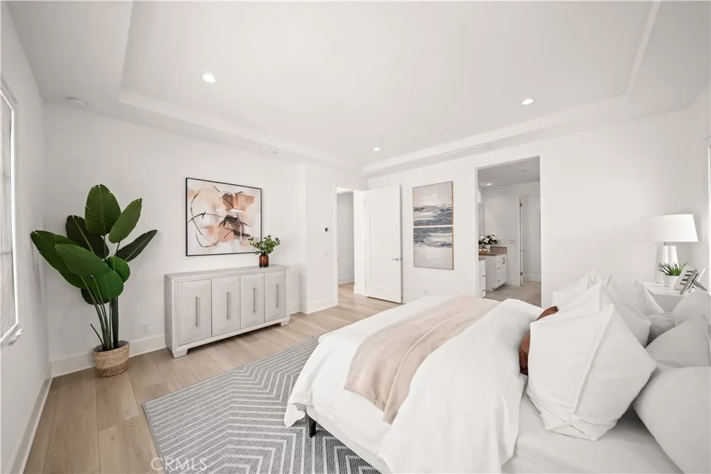 Additional image 98 of 111 Donati, Irvine, CA 92602