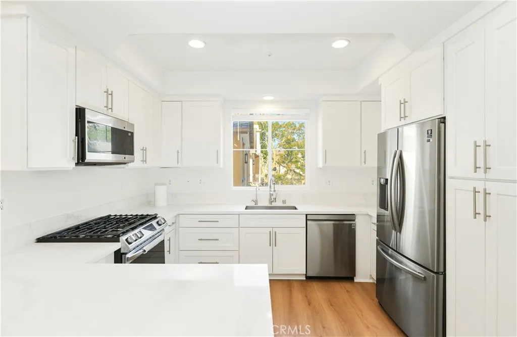 Additional image 14 of 26 Burlingame, Irvine, CA 92602