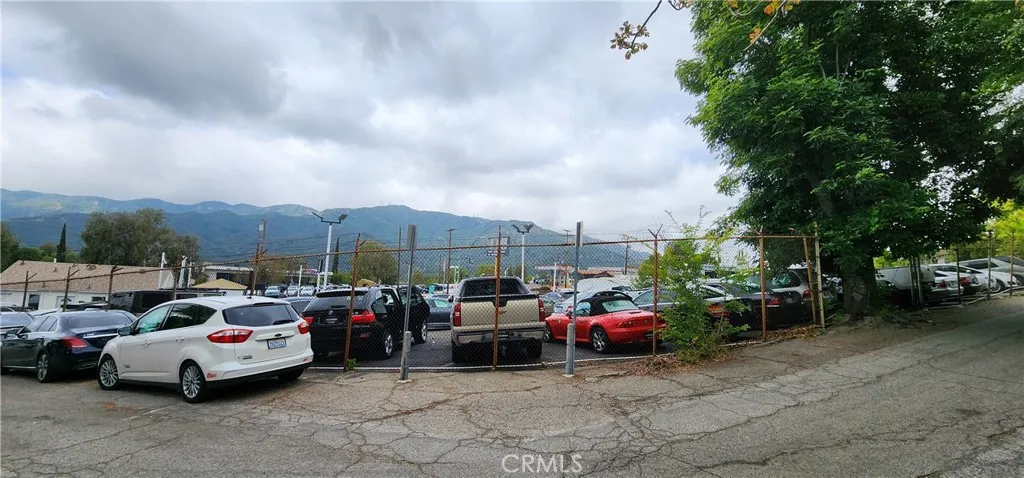 Additional image 8 of 3343 Foothill Blvd, La Crescenta, CA 91214