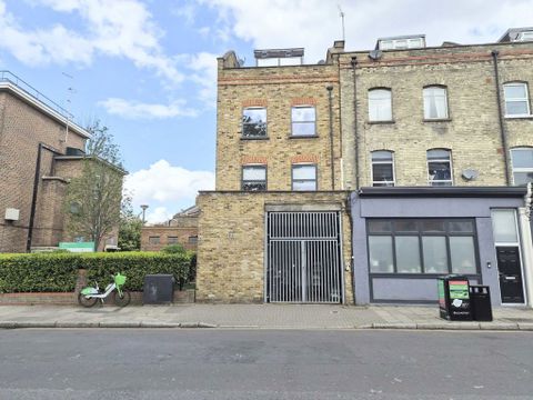 Hanley Road, London N4