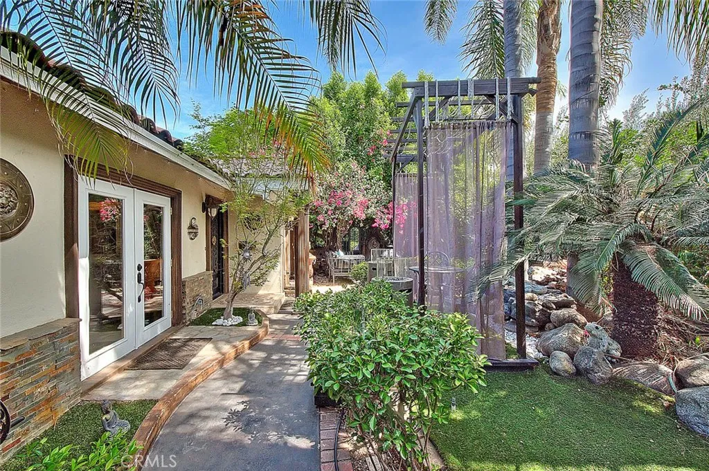 Additional image 5 of 17419 Cohasset St, Lake Balboa, CA 91406