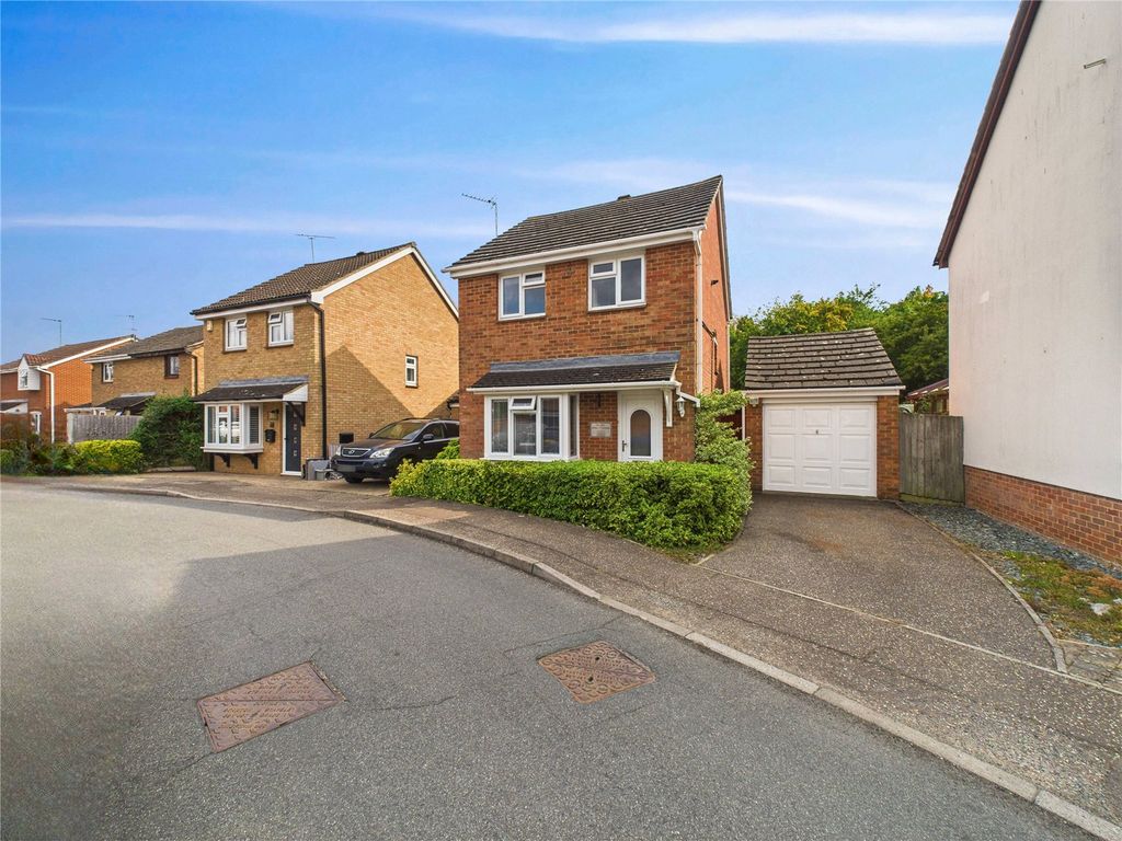 Additional image 2 of 3 bed detached house for saleFlintwich Manor, Chelmsford, Essex CM1