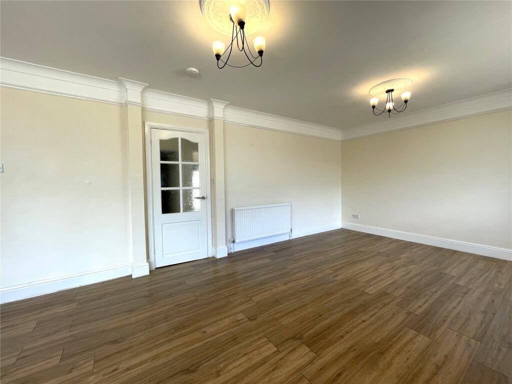 Bradley Road, Trowbridge photo 3