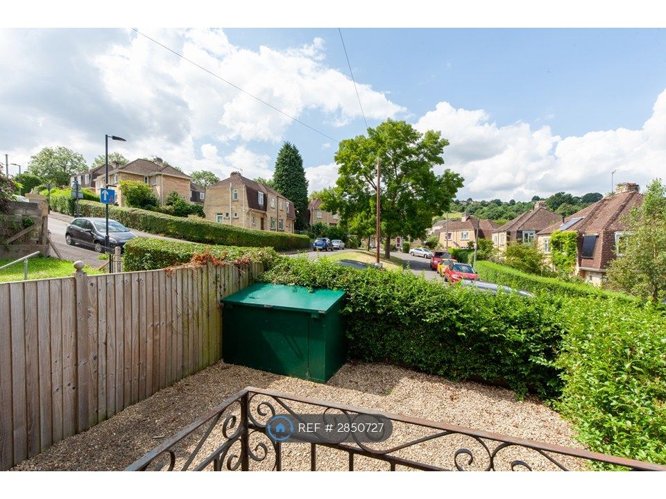 6 bed shared accommodation to rentInnox Road, Bath BA2 photo 5