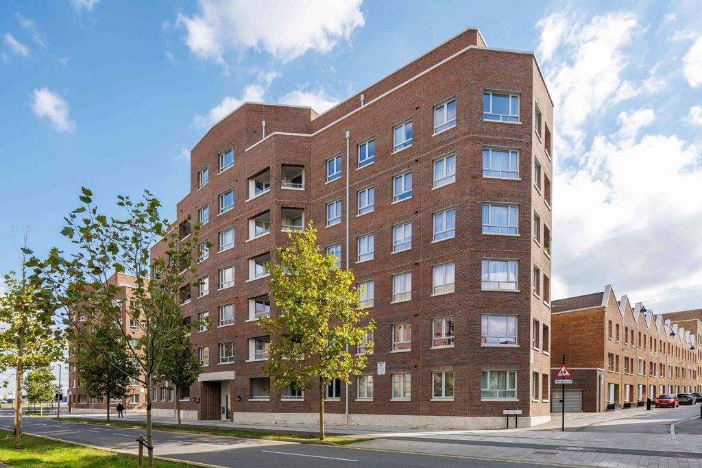 Additional image 9 of 1 bed flat to rentFielders Crescent, Barking IG11