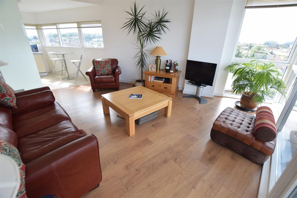 Additional image 3 of 2 bed flat for saleThe Mirage, Portishead BS20