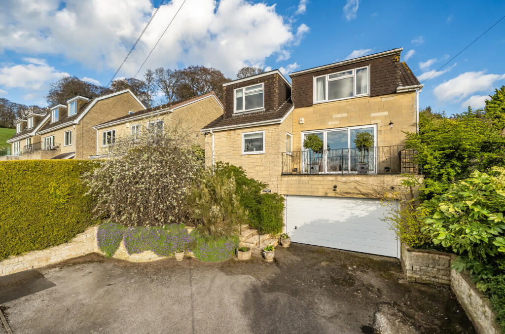 Mountain Ash, Bath, Somerset, BA1
