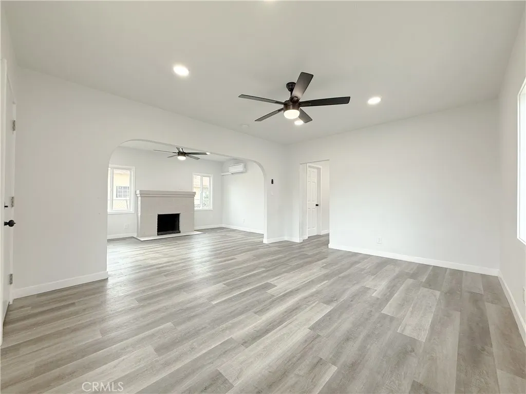Additional image 8 of 445 E 119th Street, Los Angeles, CA 90061