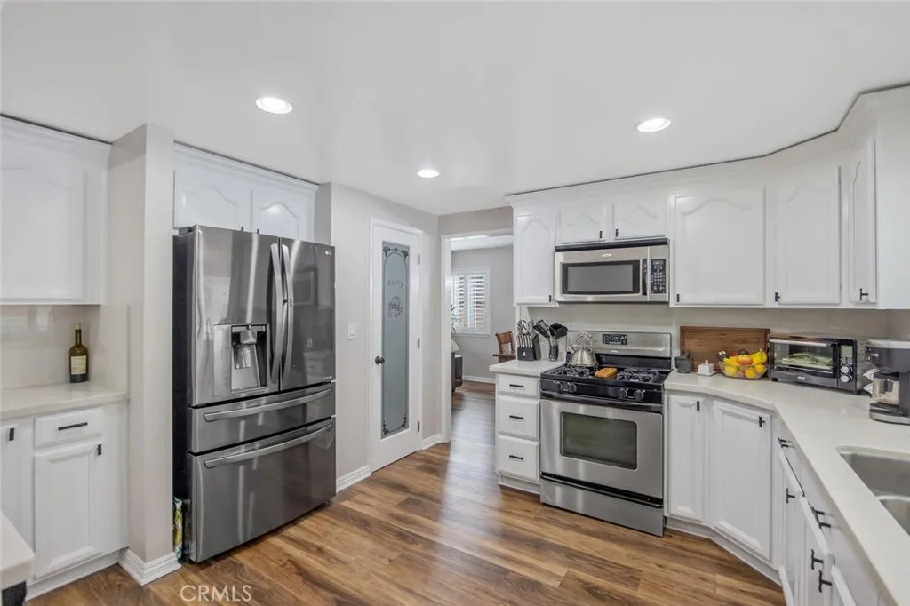 Additional image 15 of 28137 Oaklar Dr, Saugus, CA 91350
