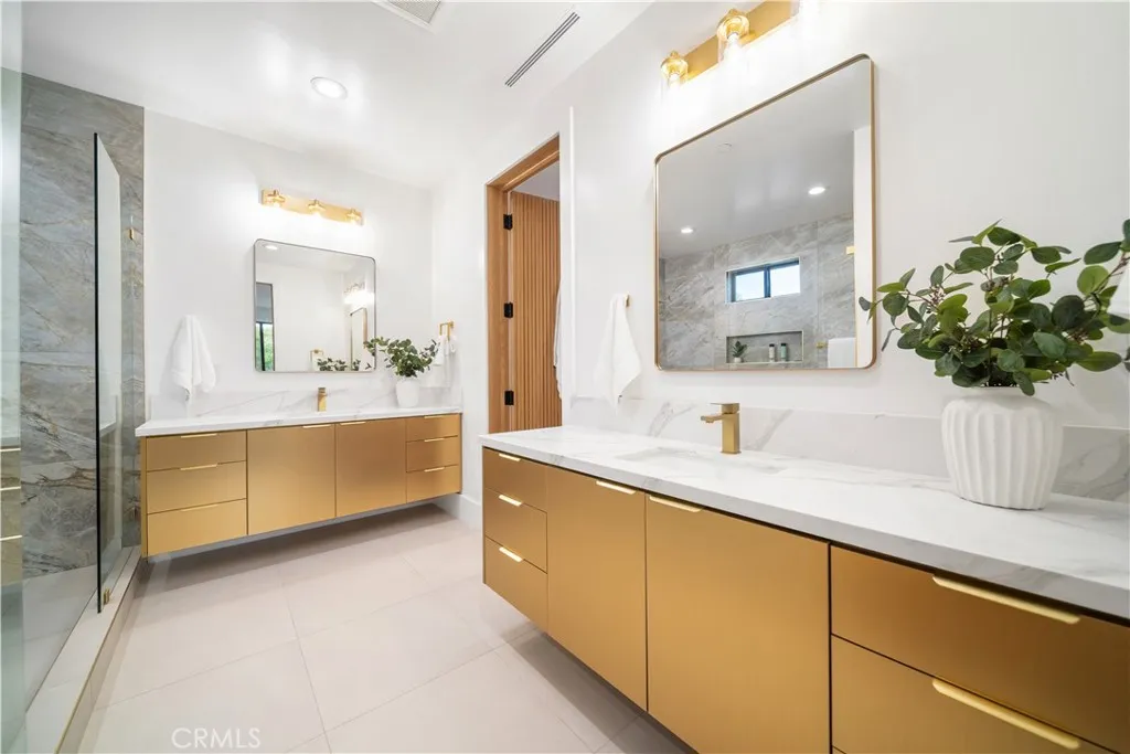 Additional image 105 of 5623 Oso Ave, Woodland Hills, CA 91367