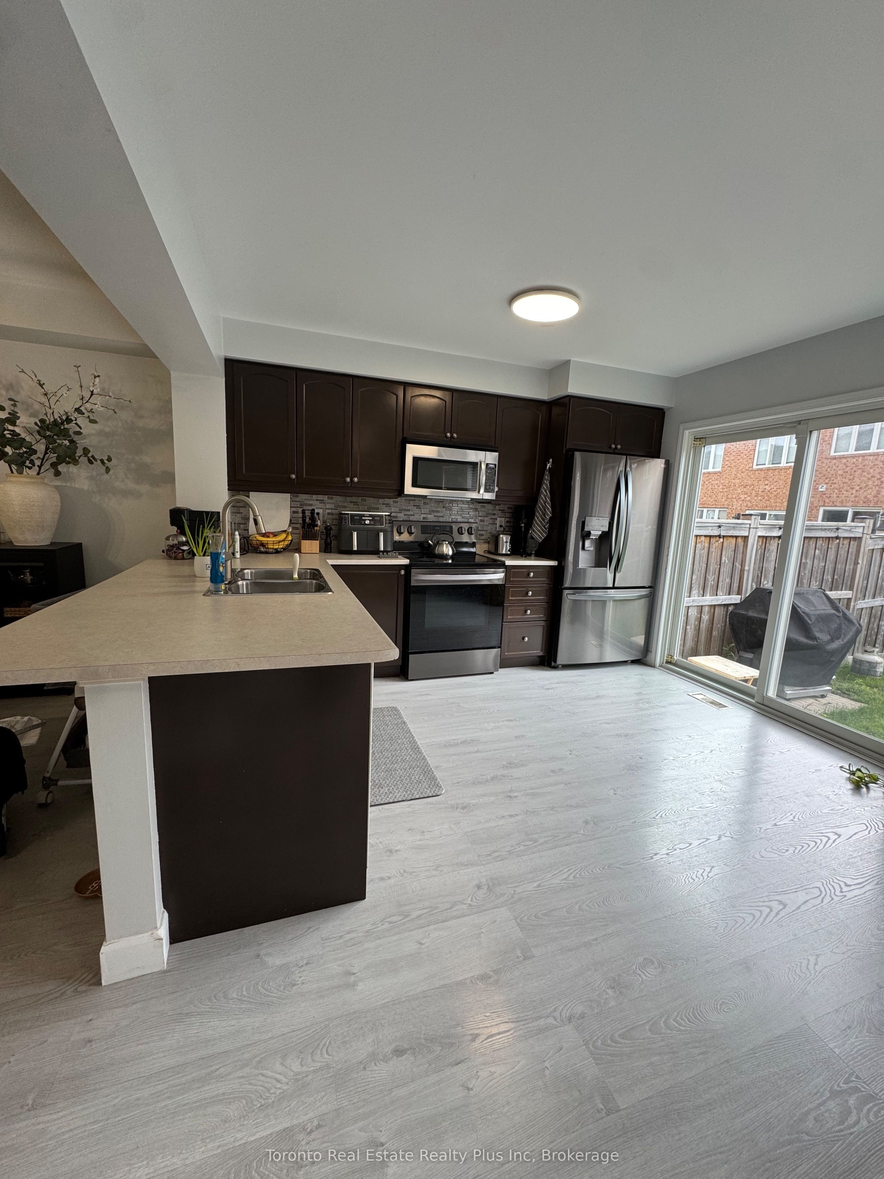 573 Cargill Path, Milton, ON, L9T 7R5 photo 5