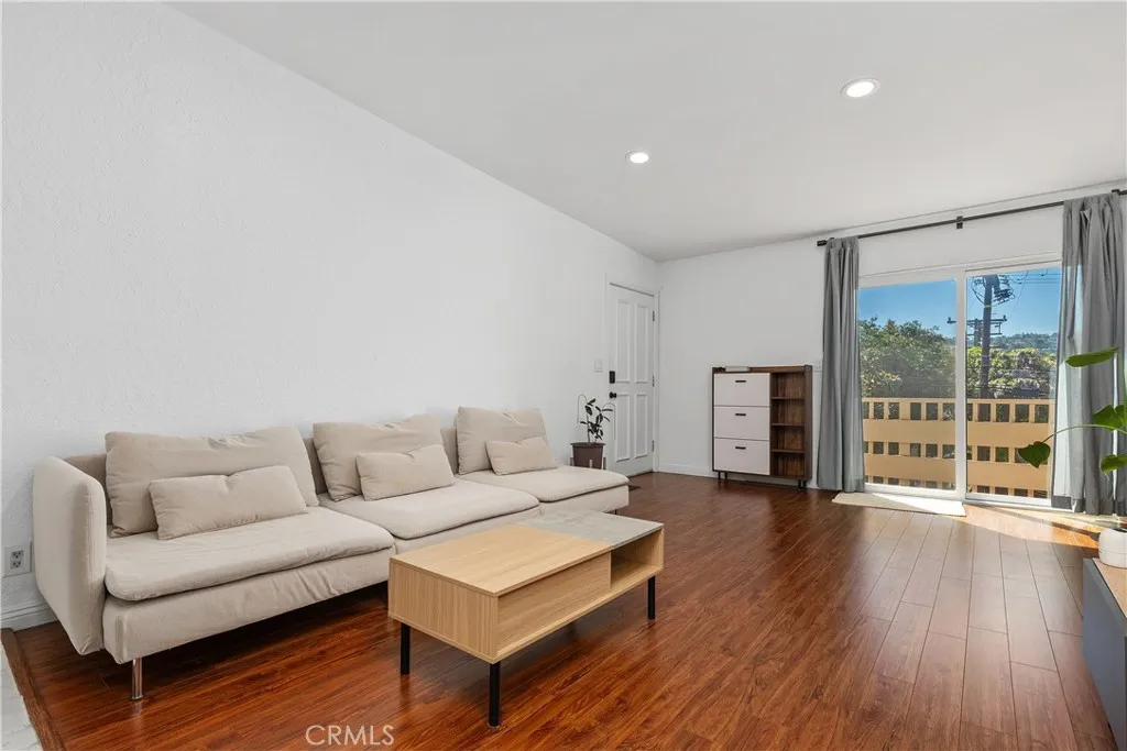 Additional image 44 of 14005 Milbank Street Unit 7, Sherman Oaks, CA 91423