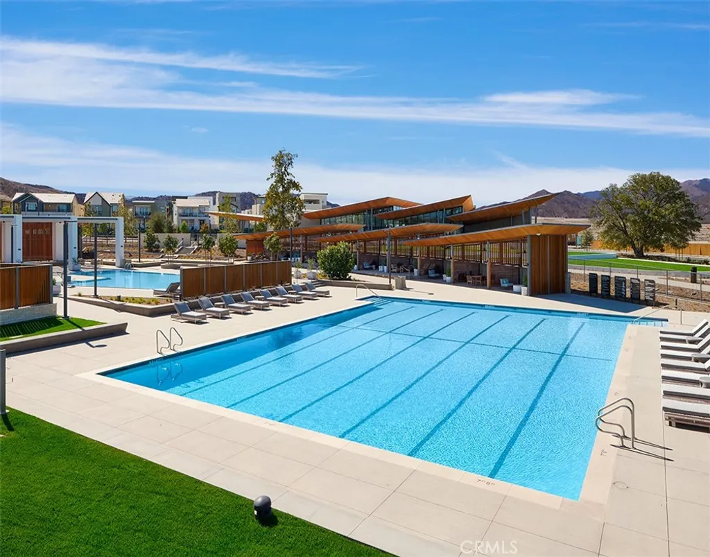 27328 Bear Paw Lane, Valencia, CA 91381