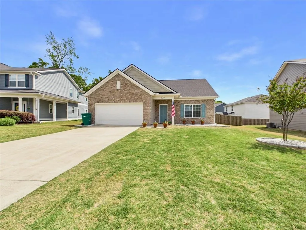 Additional image 3 of 129 Wood Hill Drive, Smiths Station, AL 36877