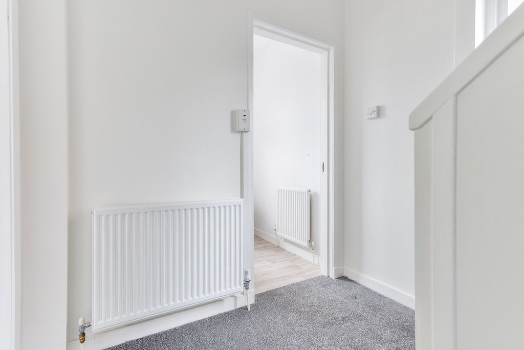 Additional image 8 of 3 bed semi-detached house for saleLivingstone Crescent, Falkirk FK2