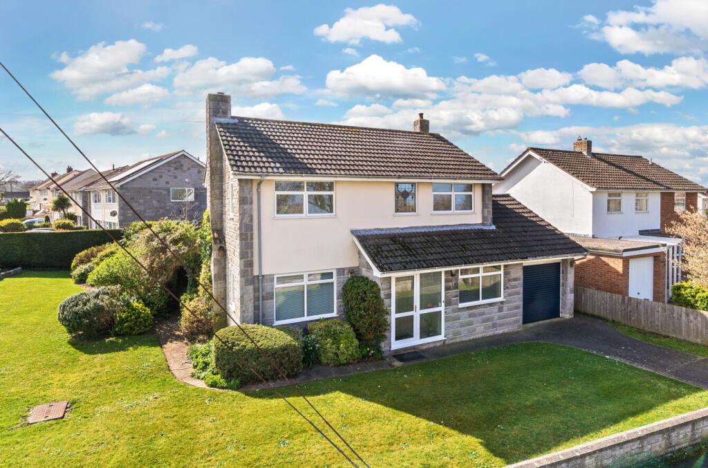 Green Lane, Street, BA16