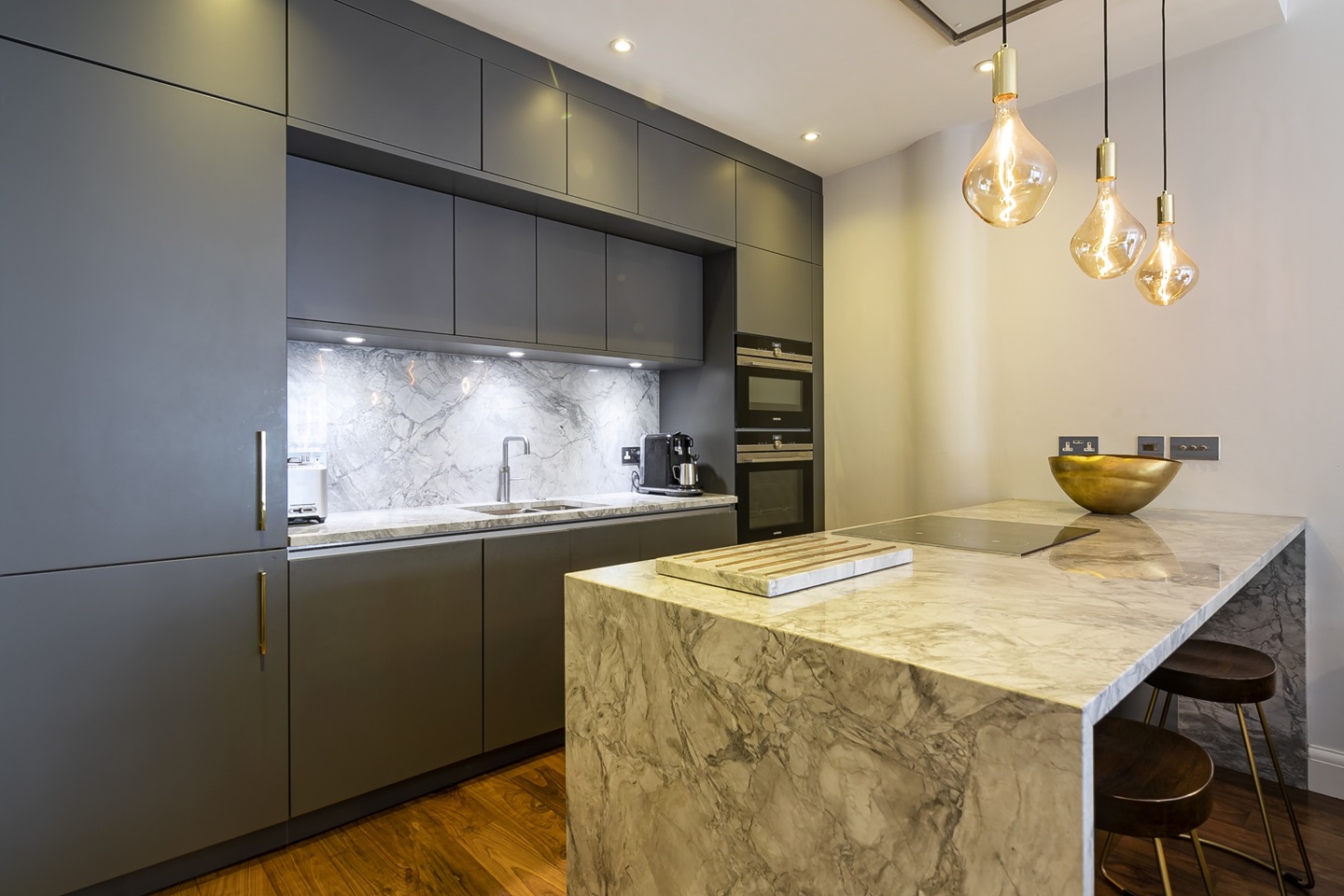 Additional image 5 of 2 Bed Flat, Herbal Hill Gardens, EC1R, N1 7GU