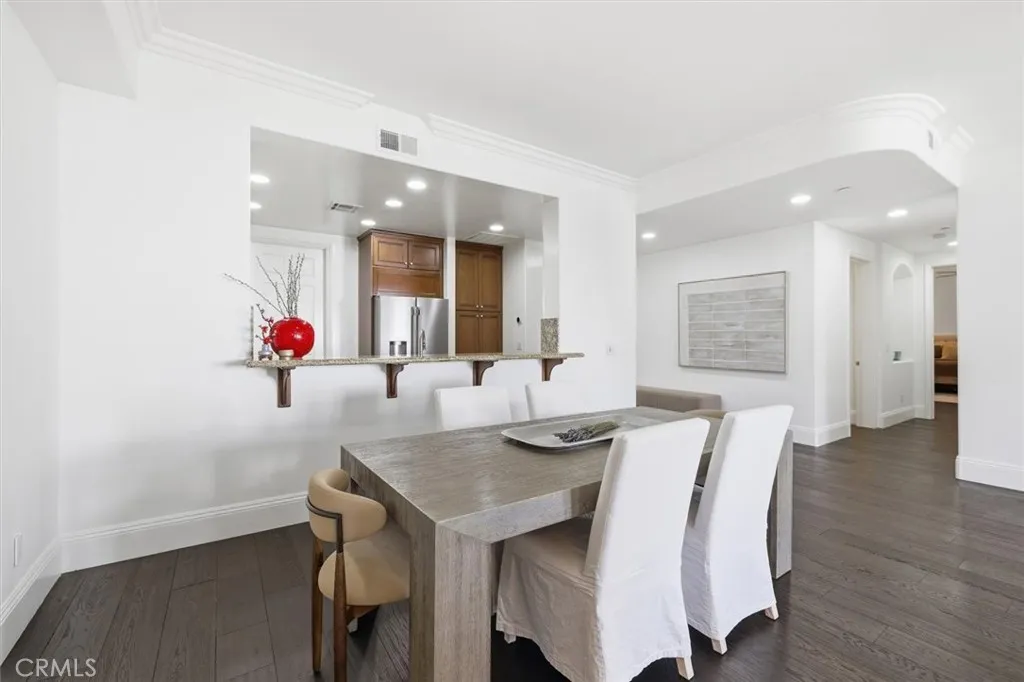 Additional image 36 of 143 N Arnaz Drive Unit 105, Beverly Hills, CA 90211