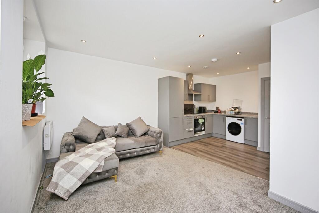 Additional image 2 of Prospect Hill, Redditch