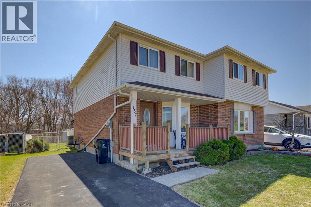 137 Eastforest Trail, Kitchener, ON, N2N 3E4
