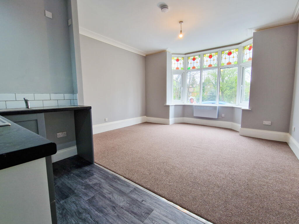 Yardley Wood Road Moseley B13 9JL photo 4