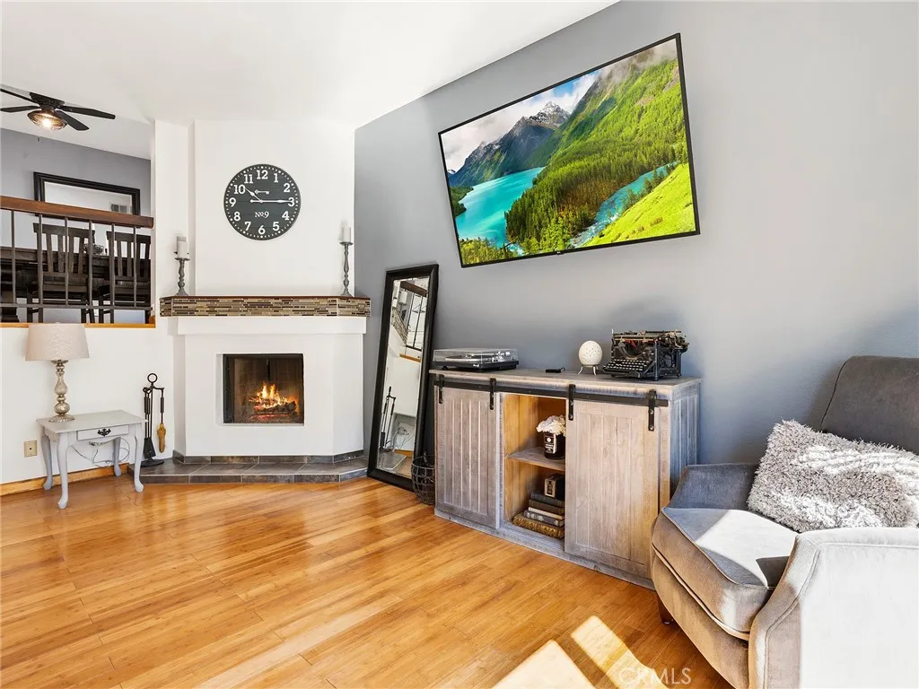Additional image 70 of 7100 Balboa Boulevard Unit 805, Lake Balboa, CA 91406